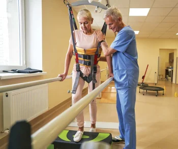 راهبردهای فیزیوتراپی برای مقابله با همی‌پلژی