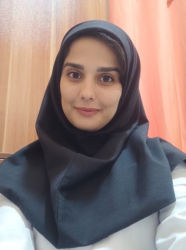 خانم سیمین بزدوده